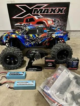 Traxxas X-maxx Brushless Electric Monster Truck