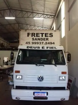 A A moto táxi e moto frete