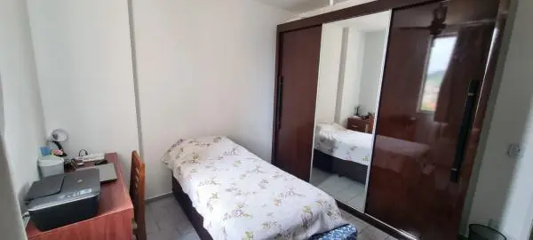 Apto 2 quartos com vaga, Vila Valqueire