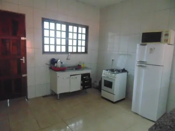Casa 2 Dts. Amplo quintal - 4 Vagas