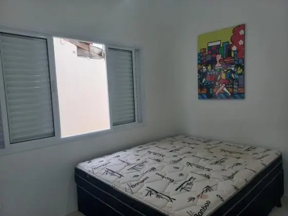 Casa 3 Dts. Amplo quintal, piscina - 150mts da Praia