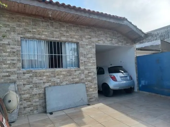 Casa térrea 2 Dts. Amplo quintal