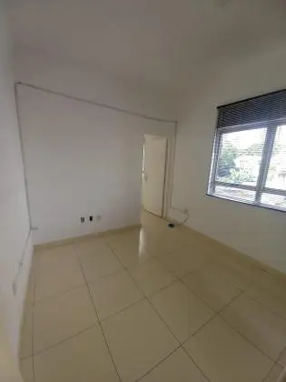 CONJUNTO COMERCIAL METRO TATUAPÉ