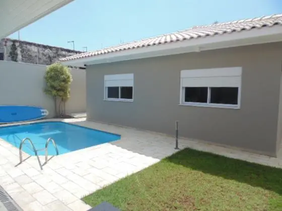 Linda Casa 3 Suítes, Edícula, Área gourmet, Piscina, 4 Vagas