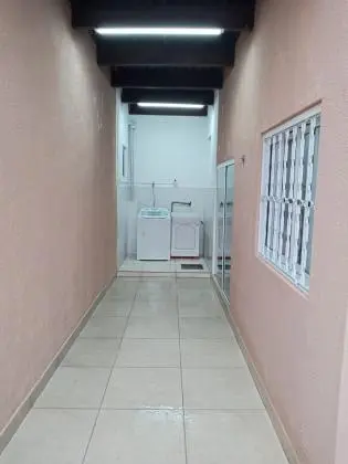 LITORAL DE SANTA CATARINA - CASA COM PONTO COMERCIAL NO CENTRO DA CIDADE DE TIJUCAS