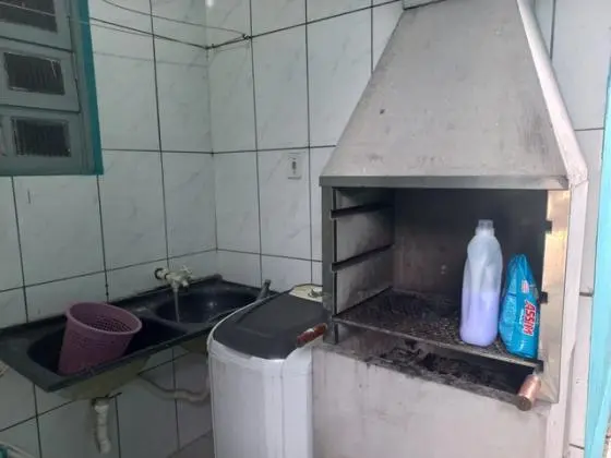 Oportunidade!! Casa Térrea 2 Dts. Amplo quintal