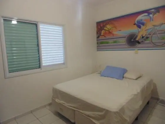 Ótima Casa Avarandada, 3 Dts. Área de Lazer - 200mts da Praia