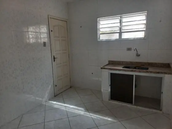 Sobrado 3 Dts, Edícula - 200mts da Praia