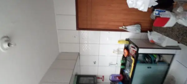 Vendo 2/4 Ótima localização Oportunidade única
