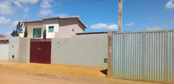 vendo uma chacarazinha em vitoria da conquista-ba
