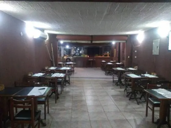 Alugo Lojão 500 m2 no centro de Santa Cruz ( Reta da Base )