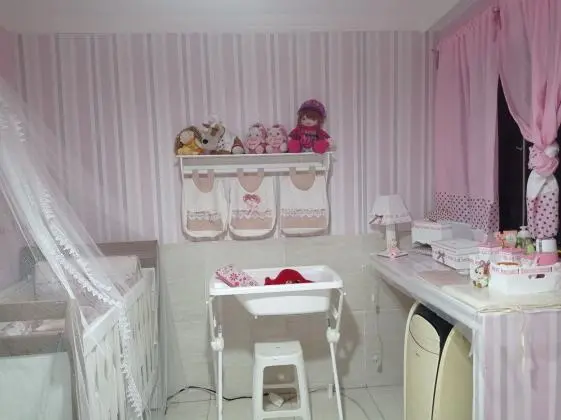Aluguel de Casa 3/4 ampla e suite com ponto Comercial
