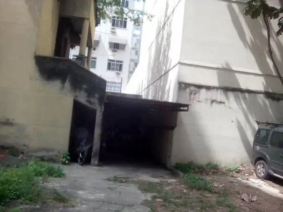 Área NOBRE  - Perto do metrô - Aptº duplex  + 20 vagas