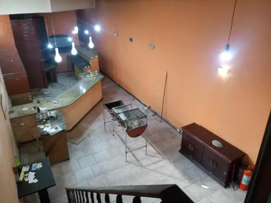 Alugo Lojão 500 m2 no centro de Santa Cruz ( Reta da Base )