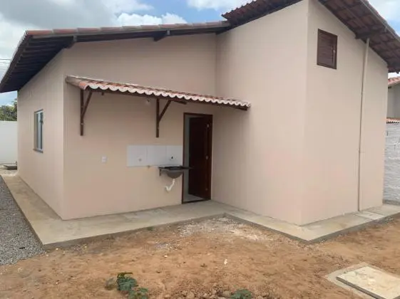 BOSQUE BRASIL - CASAS NO LOTEAMENTO PORTO VITÓRIA (próximo à avenida Japecanga, estrada pelo CT do América Futebol Clube)