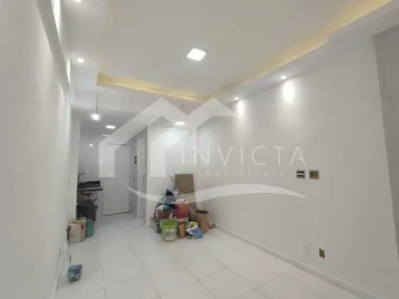 MARAVILHOSO CONJUGADO REFORMADO NO CORAÇÃO DE COPACABANA!!  IMÓVEL FCAP10802