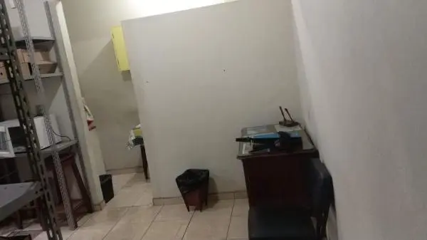 Oportunidade Salas Comerciais ! Excelente Ponto .