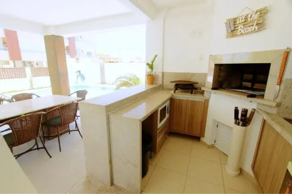 Aluguel Temporada Casa 60m da Praia de Bombinhas