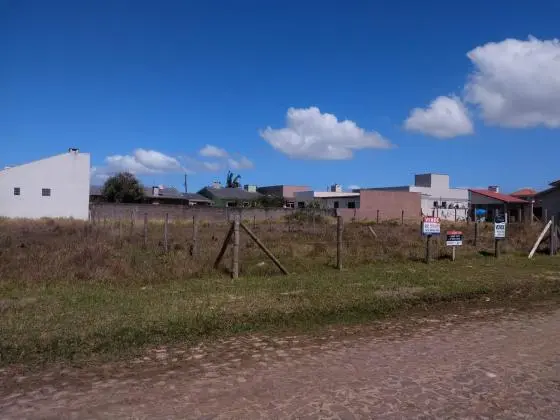 TERRENO EM ARROIO DO SAL-RS. Excelente oportunidade para investir ou construir no litoral norte do RS!!!