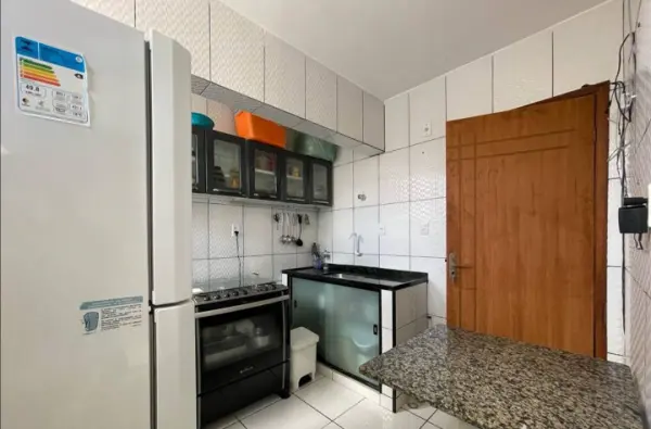 Vendo 2/4 Frente de Rua / Otima Localização e Oportunidade