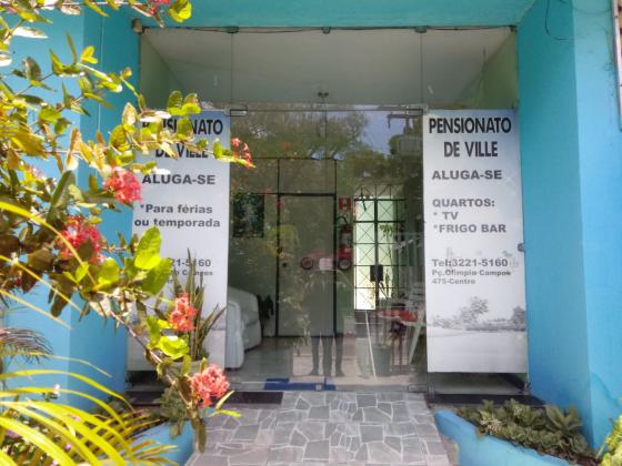 Casa à venda em Aracaju com 13 quartos no centro.