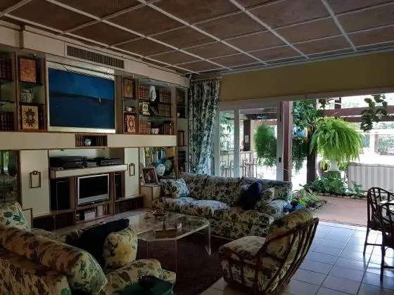 Casa com terreno de 3000 metros quadrados
