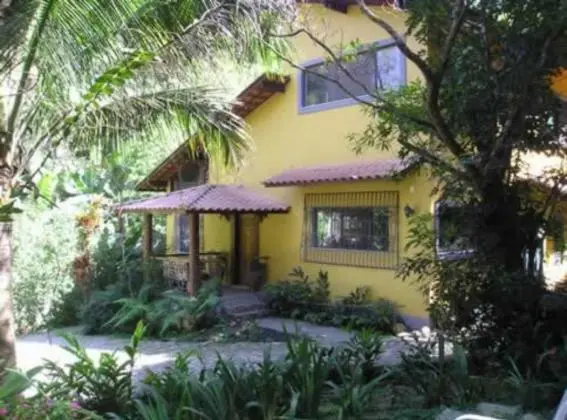 CASA LINDA À VENDA - OPORTUNIDADE
