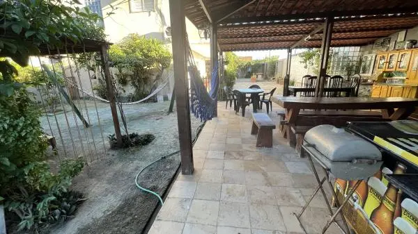 CASA SOBRADO 5 QUARTOS PERTO DA PRAIA