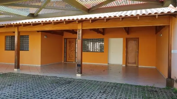 Excelente Sobrado