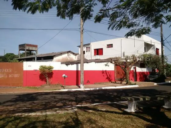 Imóvel com terreno e Galpão Industria