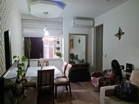 APARTAMENTO À VENDA NO JARDIM GUANABARA, ILHA DO GOVERNADOR