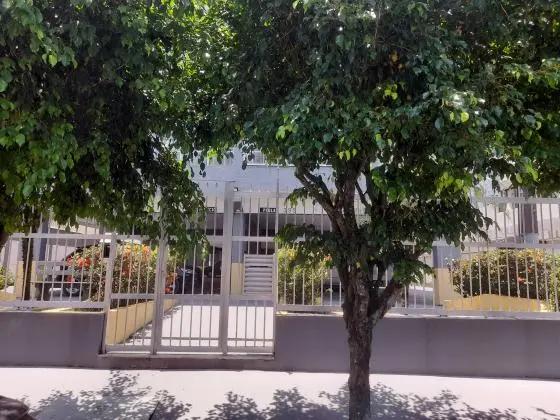 Apartamento na praia da enseada zap 13 988360808