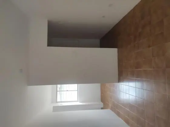 Vende-se excelente casa em Casa Forte (Poço da Panela)