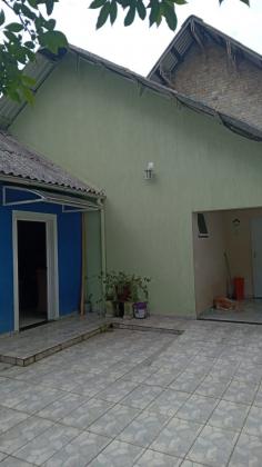 Aluga-se Casa de 4 dormitórios em Ribeirão Pires