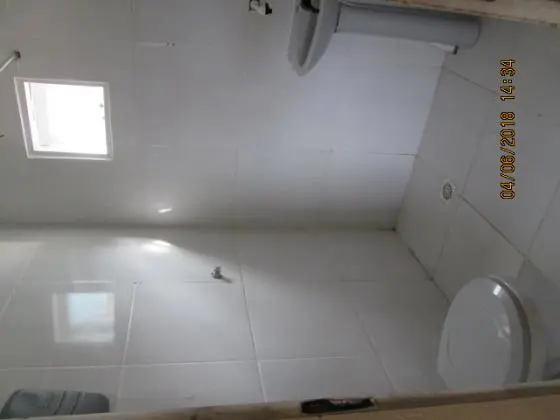 Alugo casa