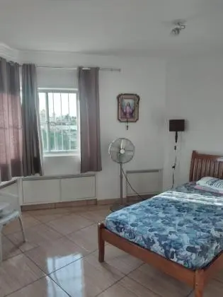 Apartamento na Vila Santana, próximo à praça Dom Emanuel