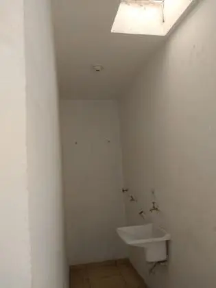 VENDE-SE ESSA LINDA CASA
