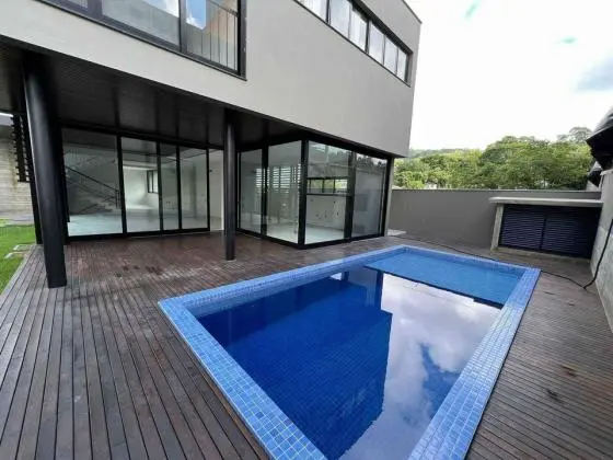 Casa a venda bairro Mina Brasil