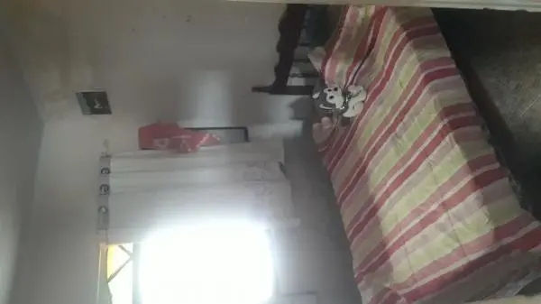 Casa em centro de terreno comercial