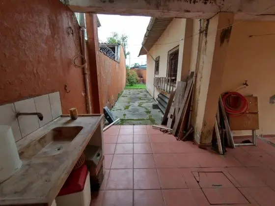 Casa Térrea, 3 Dorms à Venda, Balneário Flórida Mirim, 276 m2 por R$ 255.000, 00