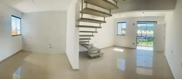 Excelente cobertura no Centro de Camboriú