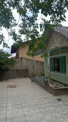 Vende-se casa de 4 dormitórios em Ribeirão Pires