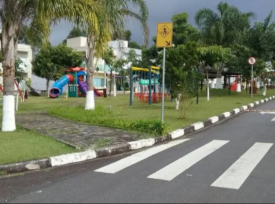 Casa em Condomínio Fechado à Venda em Mogi das Cruzes - SP