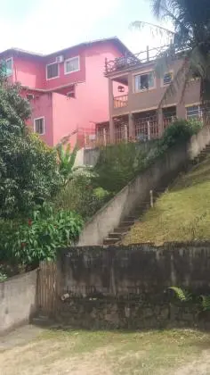 VENDO CASA EM ILHABELA COM VISTA PARA O MAR