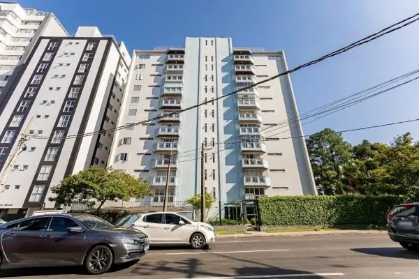 Apartamento Impecável no Bairro Champagnat