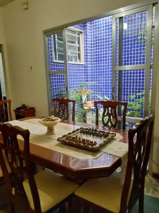 Casa com 2 terrenos