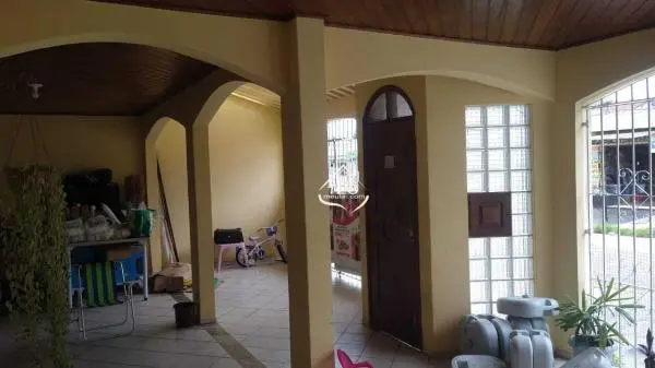 Casa à venda no Coqueiro com 2 quartos