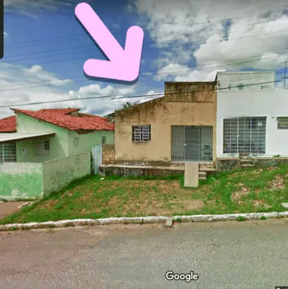 Casa e terreno grande à venda