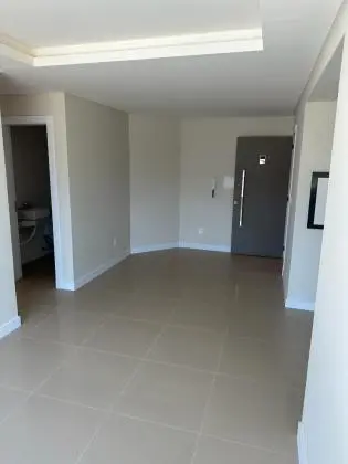 Excelente Apartamento Nunca Habitado à uma quadra do Mar