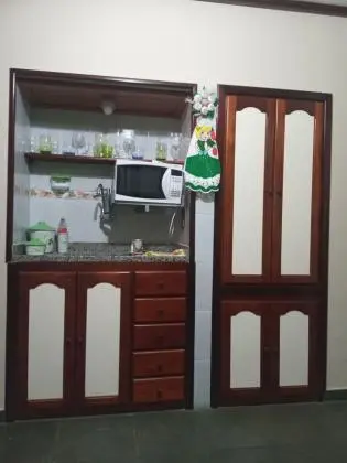 Vendo em Iguabinha um lindo e aconchegante Flat